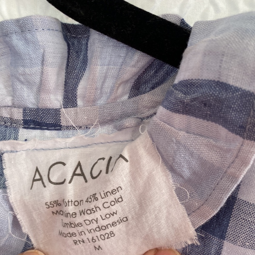 Acacia Top - Picture 3 of 3